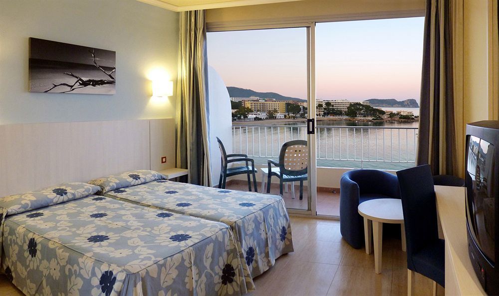 Aluasoul Ibiza - Adults Only Hotel Es Canar  Bagian luar foto
